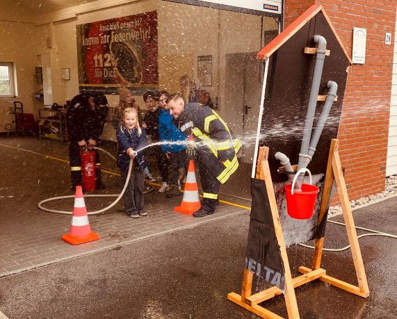 Feuerwehrspiel bei Dorf Ralley